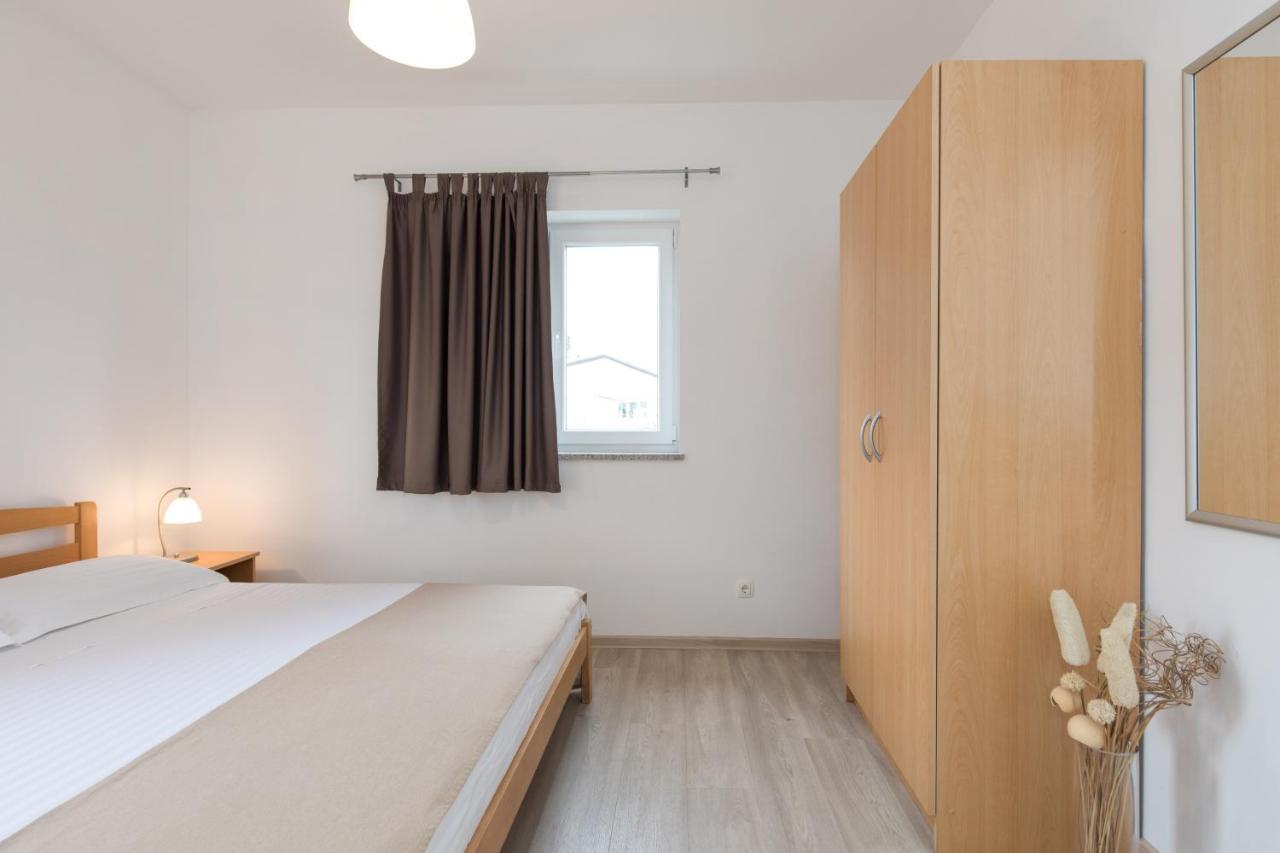 Apartmani Laura Krk Krk Town Dış mekan fotoğraf