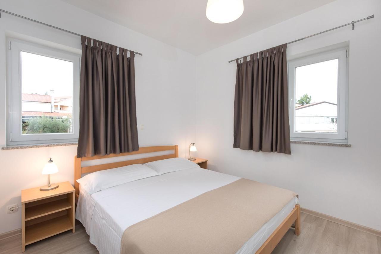 Apartmani Laura Krk Krk Town Dış mekan fotoğraf