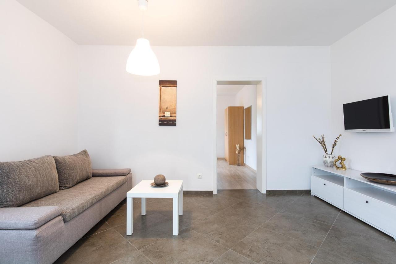 Apartmani Laura Krk Krk Town Dış mekan fotoğraf