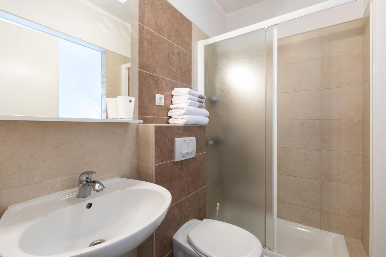 Apartmani Laura Krk Krk Town Dış mekan fotoğraf