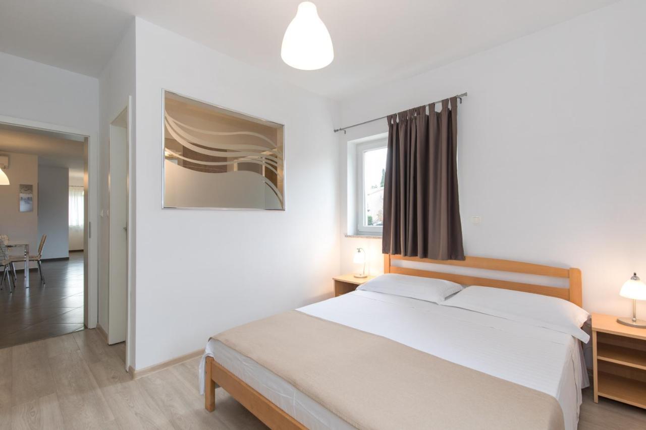 Apartmani Laura Krk Krk Town Dış mekan fotoğraf