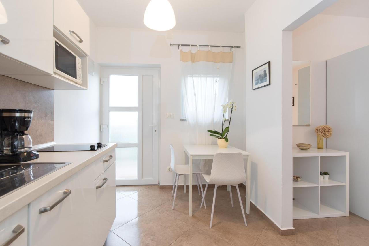Apartmani Laura Krk Krk Town Dış mekan fotoğraf