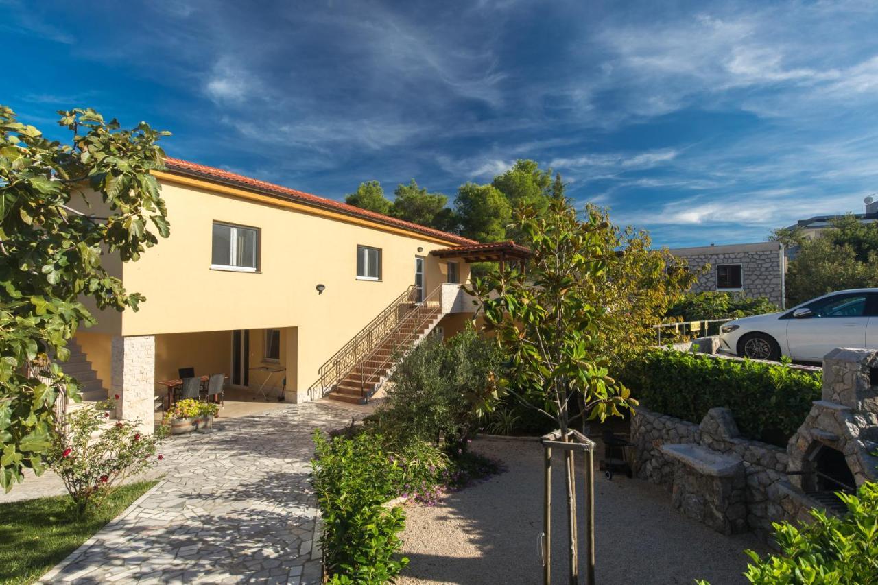Apartmani Laura Krk Krk Town Dış mekan fotoğraf