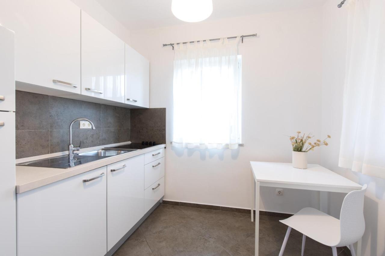 Apartmani Laura Krk Krk Town Dış mekan fotoğraf